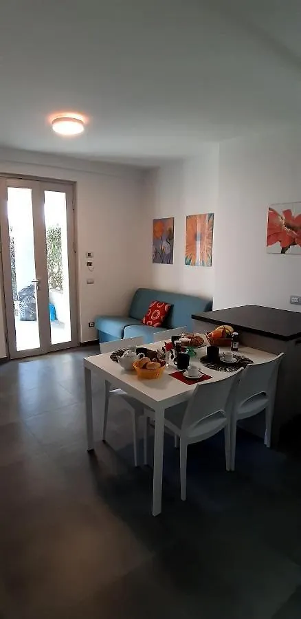 Residence Il Bosso Domaso 0*,